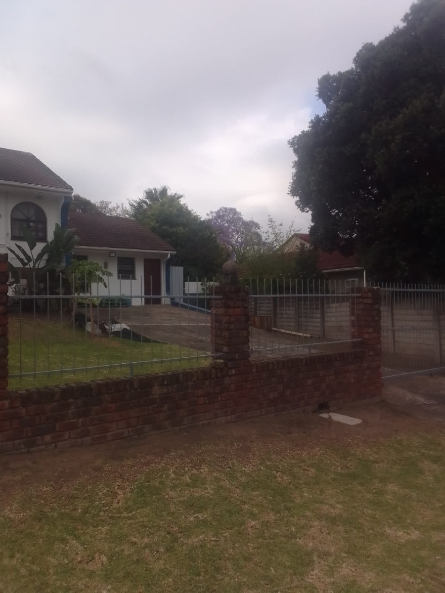 To Let 1 Bedroom Property for Rent in Beacon Bay Eastern Cape
